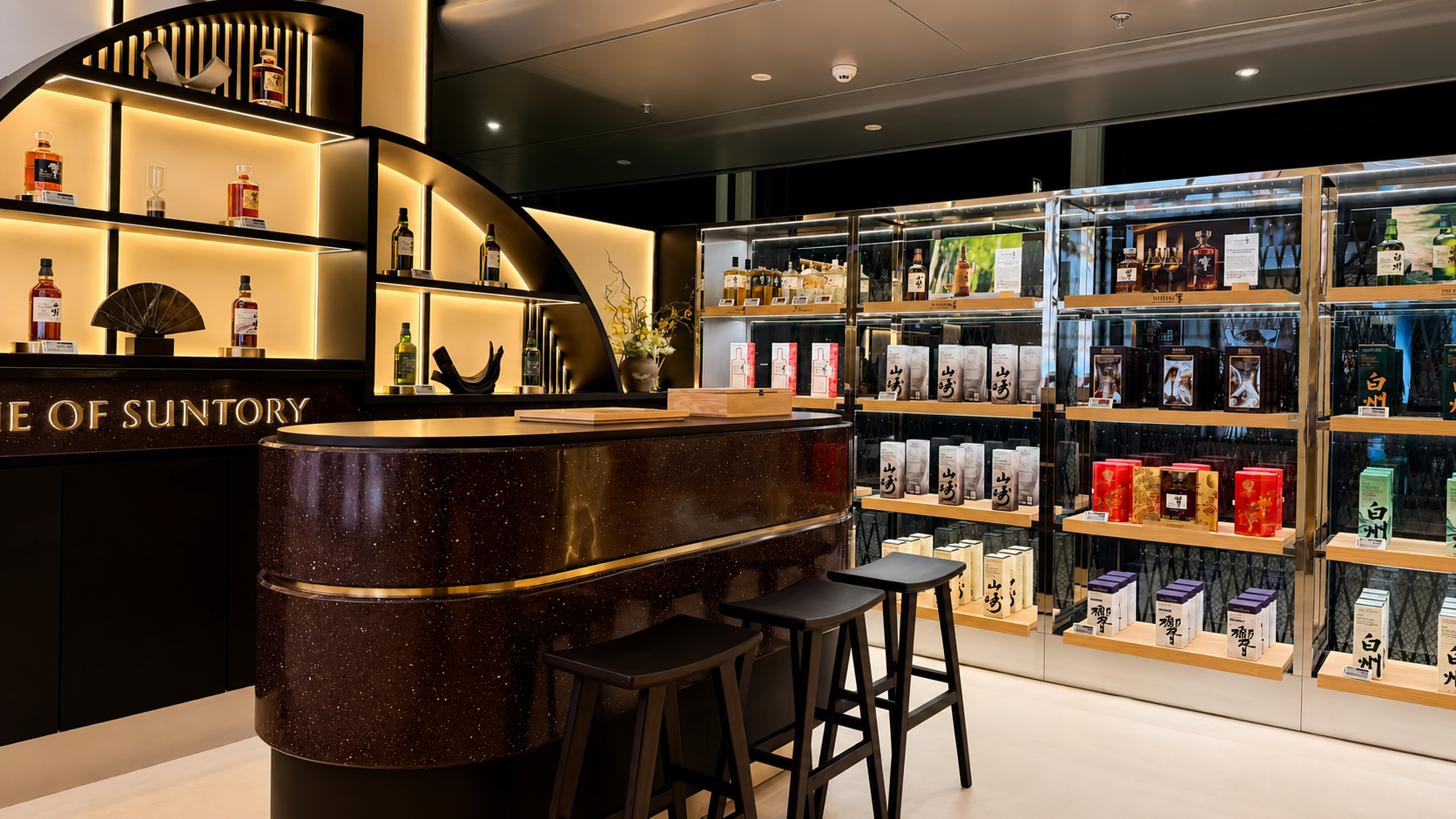 Suntory Airport Duty-Free Space Installation, image 03